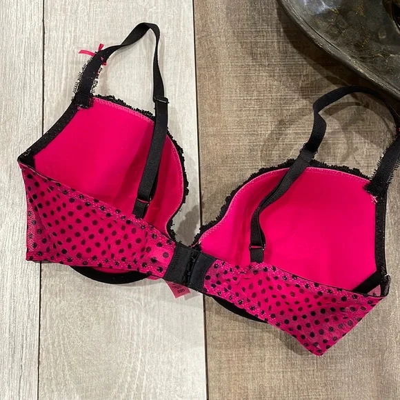 BETSEY JOHNSON Ladies’ Underwire Bra Size 32D - Picture 3 of 5